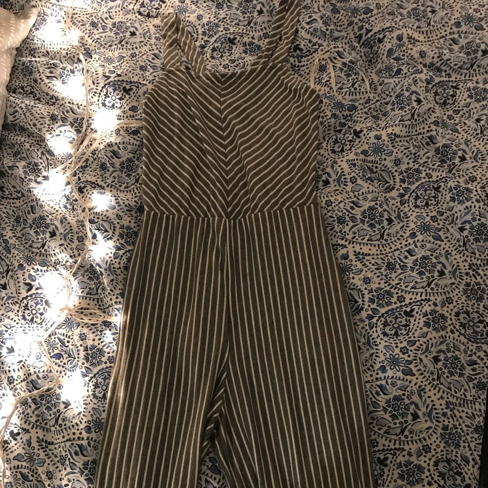 Stretchy Comfy Grey&White Striped Jumpsuit